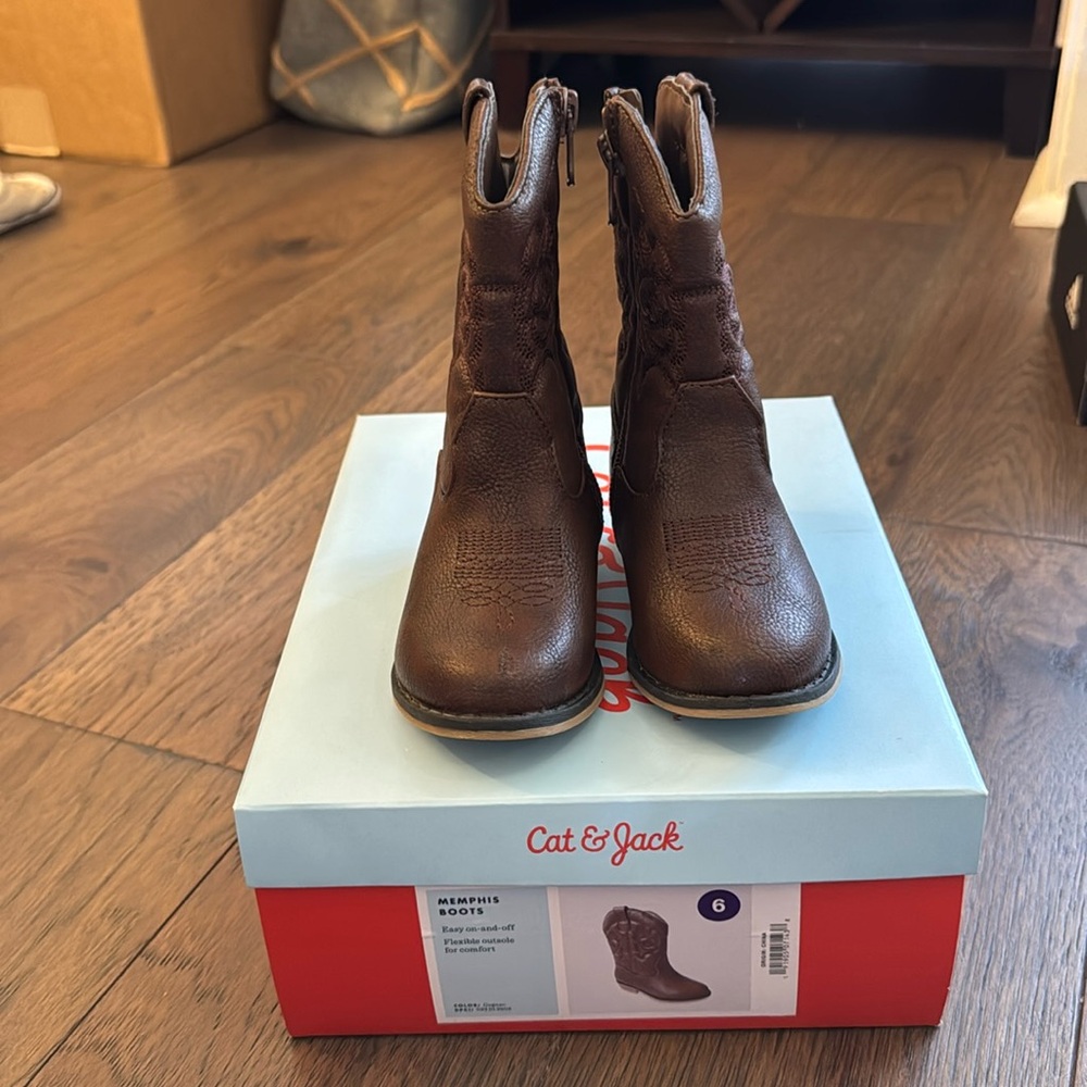 Cat & Jack Toddler Cowgirl Boots in Size 6